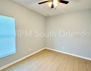 2751 Wadeview Loop - Photo Thumbnail 8