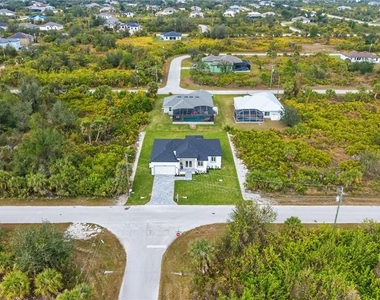 13438 Mcintosh Avenue - Photo Thumbnail 3