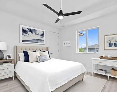 13438 Mcintosh Avenue - Photo Thumbnail 15