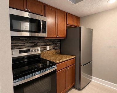 5124 Conroy Road - Photo Thumbnail 3