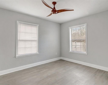 1129 Ne 12th Street - Photo Thumbnail 20