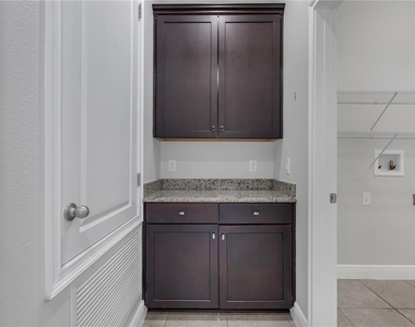 12826 Woodmere Close Dr - Photo Thumbnail 14