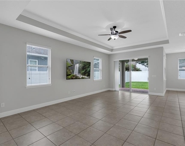 12826 Woodmere Close Dr - Photo Thumbnail 17