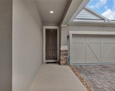 12826 Woodmere Close Dr - Photo Thumbnail 3