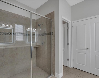 12826 Woodmere Close Dr - Photo Thumbnail 35