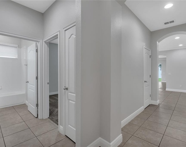 12826 Woodmere Close Dr - Photo Thumbnail 11