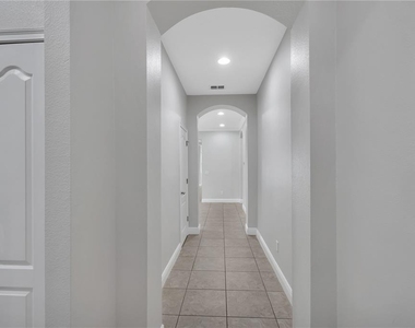 12826 Woodmere Close Dr - Photo Thumbnail 10