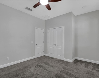 12826 Woodmere Close Dr - Photo Thumbnail 7
