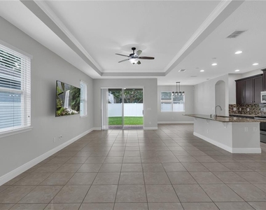12826 Woodmere Close Dr - Photo Thumbnail 16