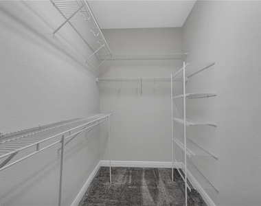 12826 Woodmere Close Dr - Photo Thumbnail 37