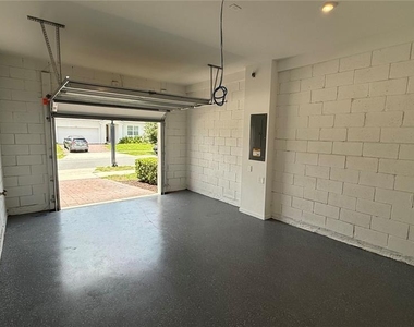 1155 Boardwalk Place Place - Photo Thumbnail 18
