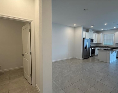1155 Boardwalk Place Place - Photo Thumbnail 6
