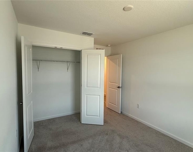 1155 Boardwalk Place Place - Photo Thumbnail 29
