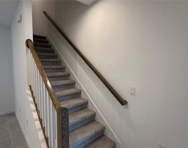 1155 Boardwalk Place Place - Photo Thumbnail 20