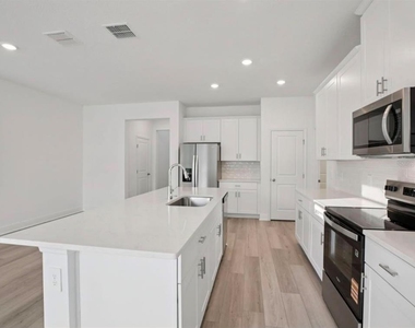 1769 Archer Drive - Photo Thumbnail 3