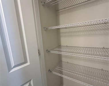 527 Piazza Point - Photo Thumbnail 36