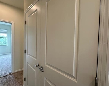 527 Piazza Point - Photo Thumbnail 49