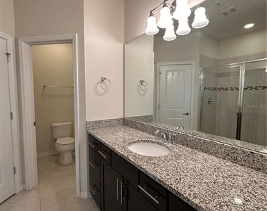527 Piazza Point - Photo Thumbnail 32