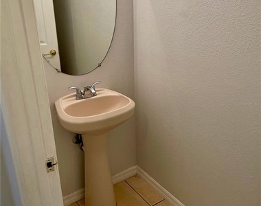1131 Long Oak Way - Photo Thumbnail 8