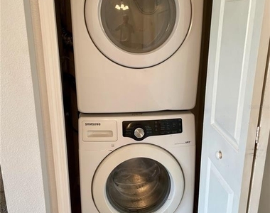 1131 Long Oak Way - Photo Thumbnail 10