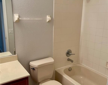 1131 Long Oak Way - Photo Thumbnail 14
