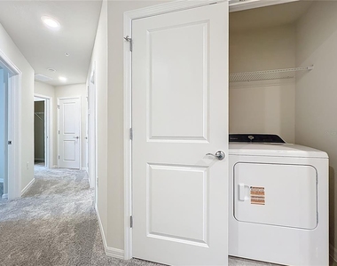 431 Meadowland Point - Photo Thumbnail 41