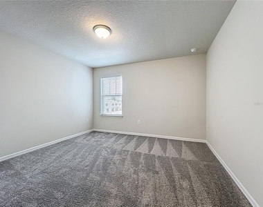 431 Meadowland Point - Photo Thumbnail 26