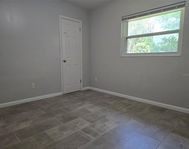 507 Lake Lulu Drive - Photo Thumbnail 8