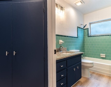 145 Beverly Drive - Photo Thumbnail 10