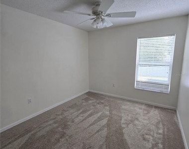 3127 Valley Vista Circle - Photo Thumbnail 9
