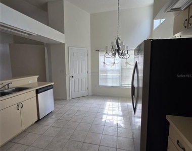 3127 Valley Vista Circle - Photo Thumbnail 5