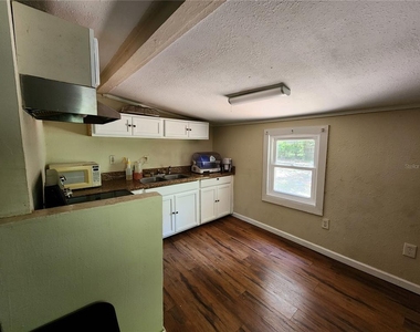 1623 Se 3 Avenue - Photo Thumbnail 9