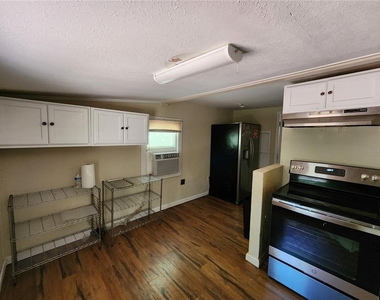 1623 Se 3 Avenue - Photo Thumbnail 11