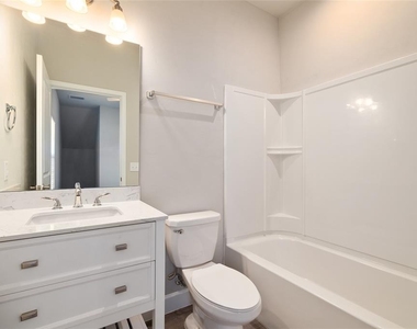 622 Nw 3rd Avenue - Photo Thumbnail 16