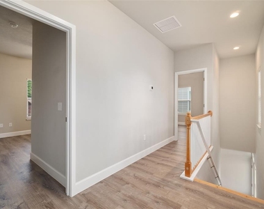 622 Nw 3rd Avenue - Photo Thumbnail 10