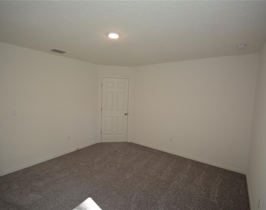 93 Panorama Drive - Photo Thumbnail 18