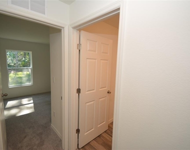 93 Panorama Drive - Photo Thumbnail 26