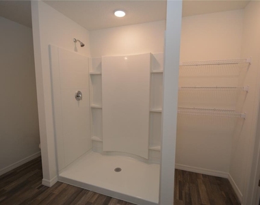 93 Panorama Drive - Photo Thumbnail 21