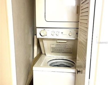 310 Palm Coast Parkway Ne - Photo Thumbnail 18