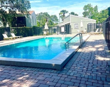 310 Palm Coast Parkway Ne - Photo Thumbnail 19