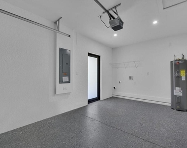 4745 13th Street Sw - Photo Thumbnail 23