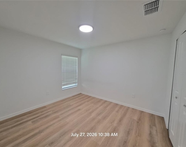 23234 Alaska Avenue - Photo Thumbnail 16