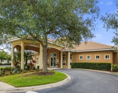 6945 74th Street Circle E - Photo Thumbnail 21