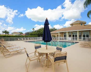 6945 74th Street Circle E - Photo Thumbnail 24