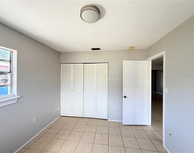3842 Hawkeye Circle - Photo Thumbnail 5