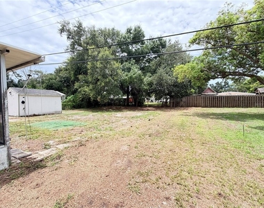 3842 Hawkeye Circle - Photo Thumbnail 10