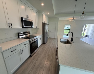 3764 Cinderella Road - Photo Thumbnail 6