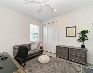 1047 Waterline Court - Photo Thumbnail 26
