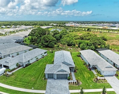 1047 Waterline Court - Photo Thumbnail 45
