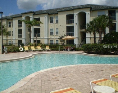 8904 Legacy Court - Photo Thumbnail 24